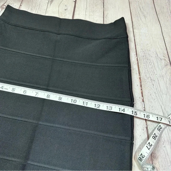 BCBGmaxazria simone bandage pencil mini black bodycon skirt sz small designer - Picture 7 of 7